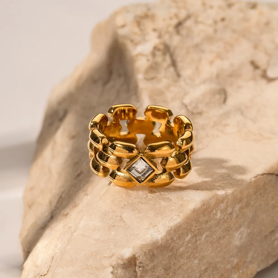 Chunky ring