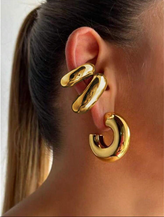 Kiss me cuff
